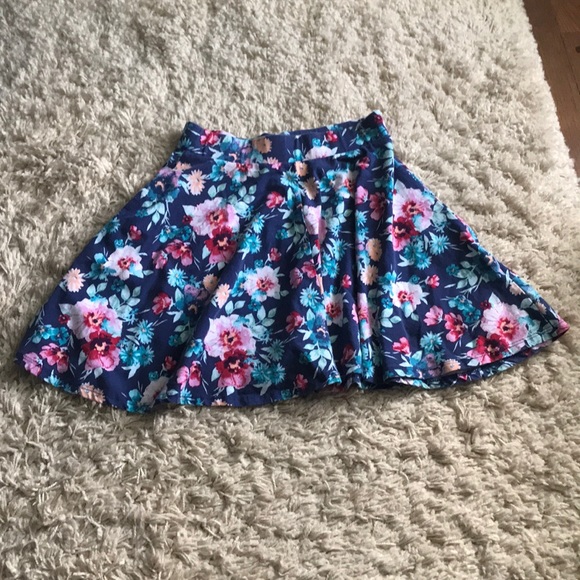 Floral skater skirt - Picture 1 of 4